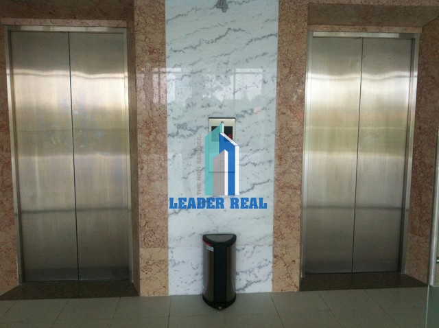 Hệ thống thang máy của tòa nhà Octagon Building