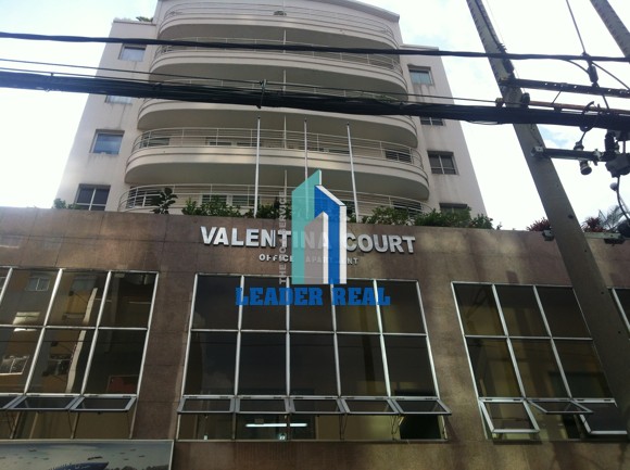 Mặt tiền toà nhà Cao ốc Valentina Court Building nhìn từ bên ngoài