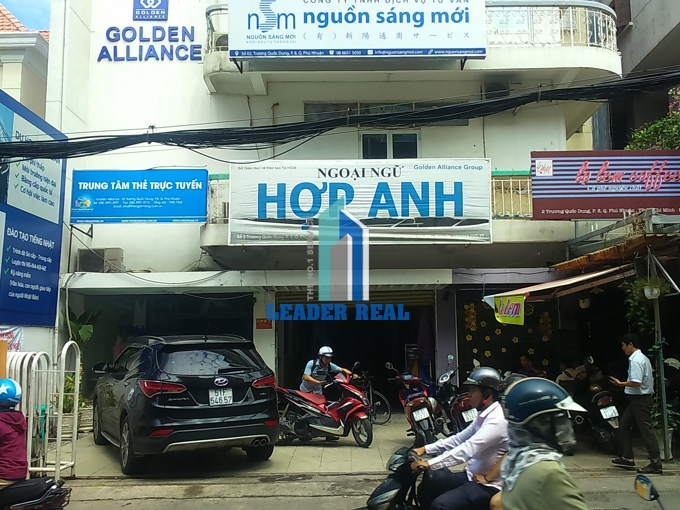 Hop Anh Building quan Phu Nhuan. Mat tien phia truoc toa nha