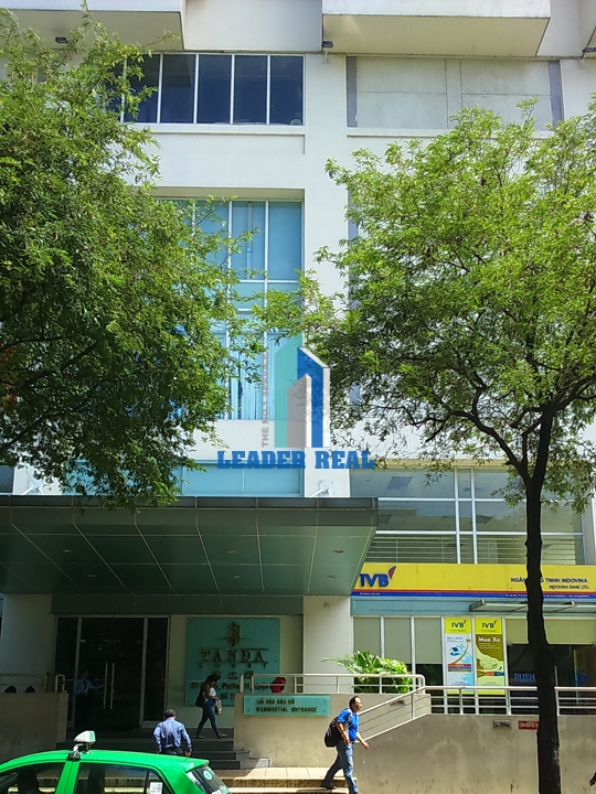 Tản Đà Court building toạ lạc đường Tản Đà, trung tâm quận 5