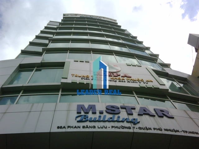 M-Star Building quan Phu Nhuan. Mat tien phia truoc toa nha
