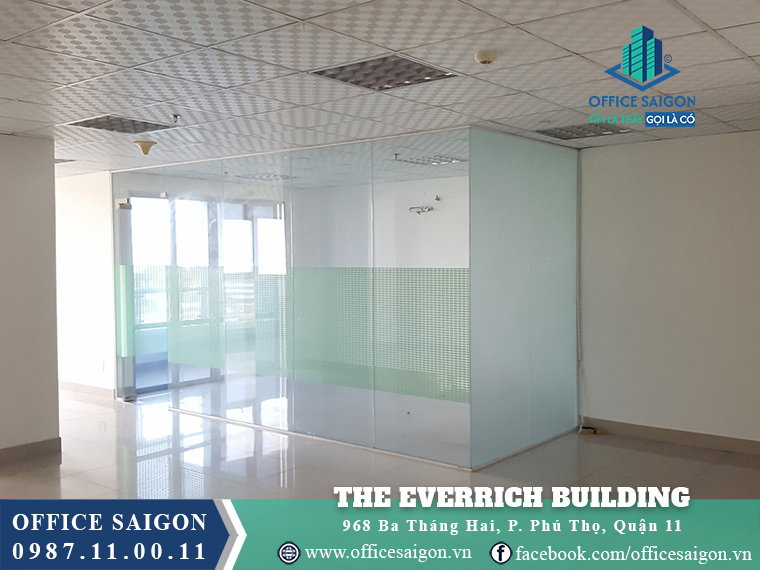 Mặt bằng trống tại văn phòng cho thuê The Everrich Building